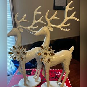 2  White Christmas Deer